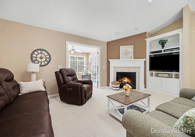 Photo 4 of Condo for sale at 2015 Bryceway Ct Ne, Grand Rapids City Kent, MI 49505 | MLS# 65026044829 | Listing updated on 2026-08-29