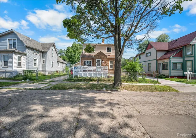 Photo 2 of Single family home for sale at 147 Charles St, River Rouge City Wayne, MI 48218 | MLS# 20261067956 | Listing updated on 2026-08-26