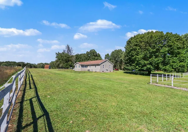 Photo 4 of Single family home for sale at 23275 N Uldriks Dr, Bedford Charter Township Calhoun, MI 49017 | MLS# 66026044840 | Listing updated on 2026-09-30