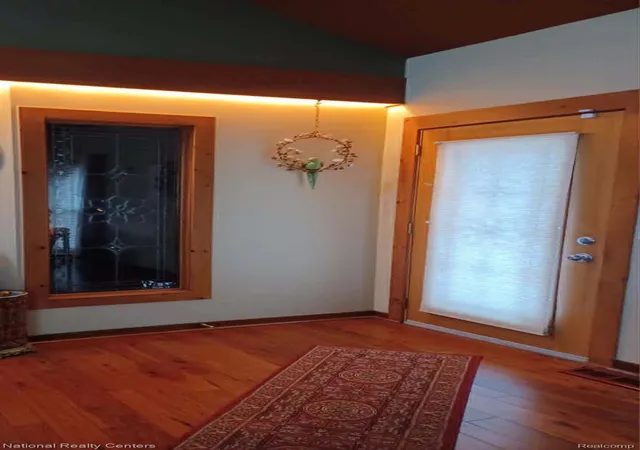 Photo 4 of Single family home for sale at 34653 Pembroke Ave, Livonia City Wayne, MI 48152 | MLS# 20261067959 | Listing updated on 2026-09-19