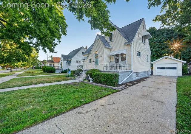Photo 5 of Single family home for sale at 1416 17Th St, Port Huron City St Clair, MI 48060 | MLS# 20261067978 | Listing updated on 2026-09-05
