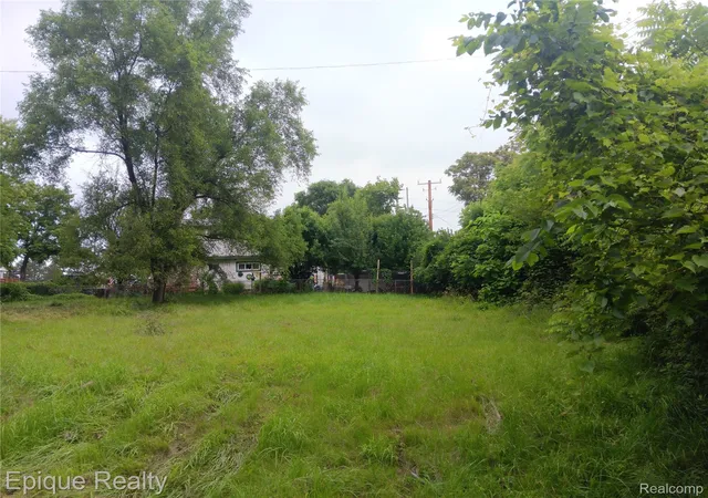 2nd image of 756 Young St, Pontiac City Oakland, MI 48340 | MLS# 20261067992