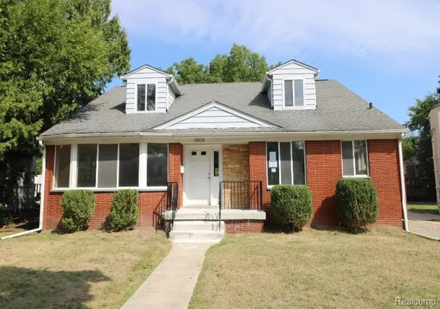 Photo 1 of Single family home for sale at 1609 E Court St, Flint City Genesee, MI 48503 | MLS# 20261067986 | Listing updated on 2026-09-03