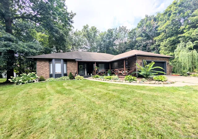 Photo 1 of Single family home for sale at 5251 Lin Hill Dr, Mundy Township Genesee, MI 48473 | MLS# 20261067997 | Listing updated on 2026-08-27