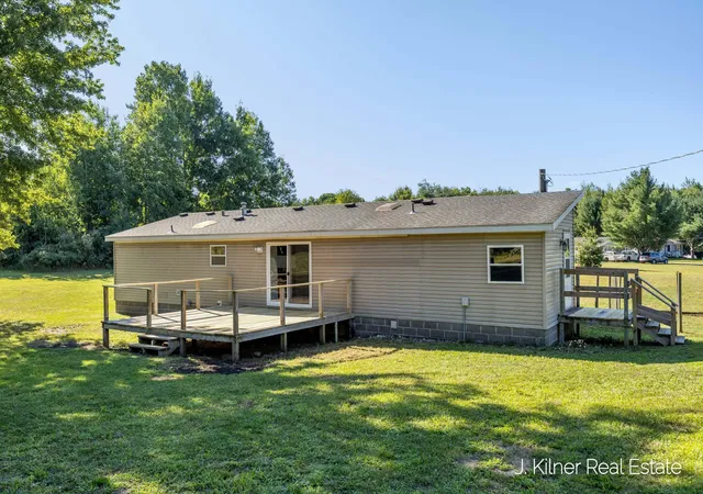 Photo 4 of Single family home for sale at 11250 20 Mile Rd Ne, Spencer Township Kent, MI 49319 | MLS# 65026044854 | Listing updated on 2026-08-29