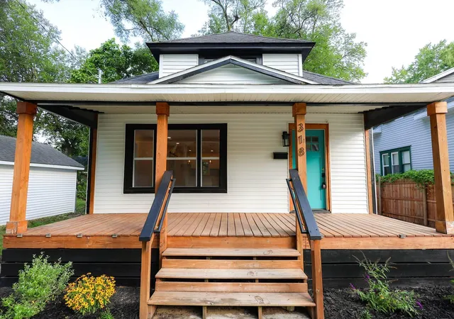 2nd image of 318 Catherine Ave, Muskegon City Muskegon, MI 49442 | MLS# 71026044845