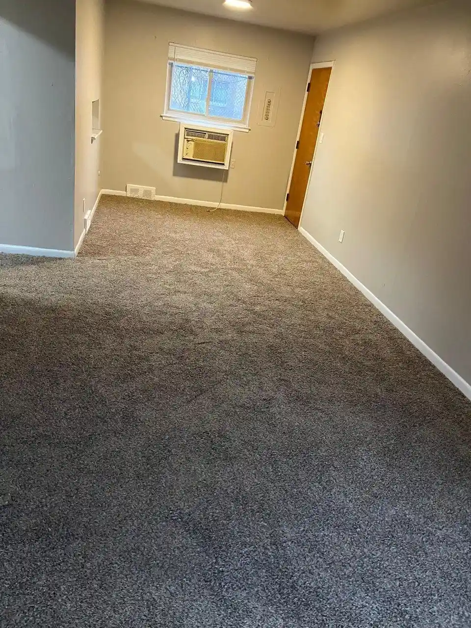 Listing Photo 2 - Condo for sale in 17284 Bentler St located at 17284 Bentler St, Wayne, MI 48219 - Unit 17284 Bentler St