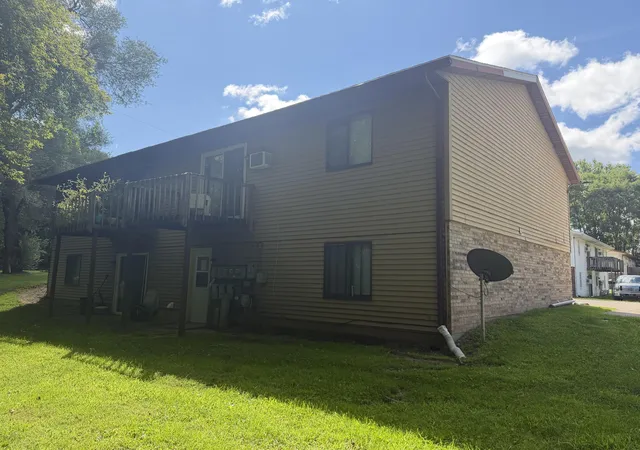 2nd image of 1403 Huntington Ave, Kalamazoo Charter Township Kalamazoo, MI 49048 | MLS# 66026044847