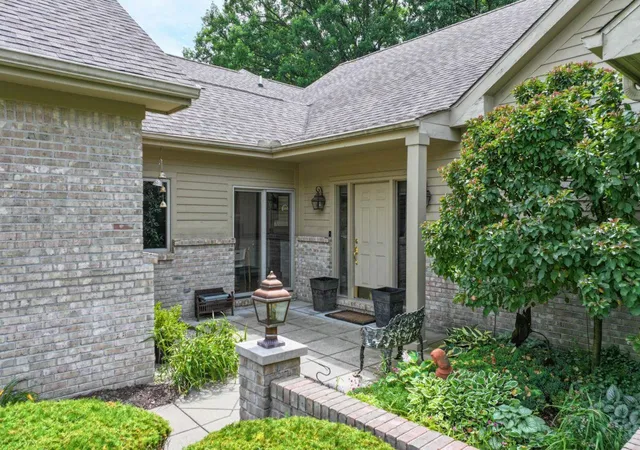 Photo 3 of Condo for sale at 8116 Hawkcrest Dr, Grand Blanc Charter Township Genesee, MI 48439 | MLS# 5050219705 | Listing updated on 2026-08-26