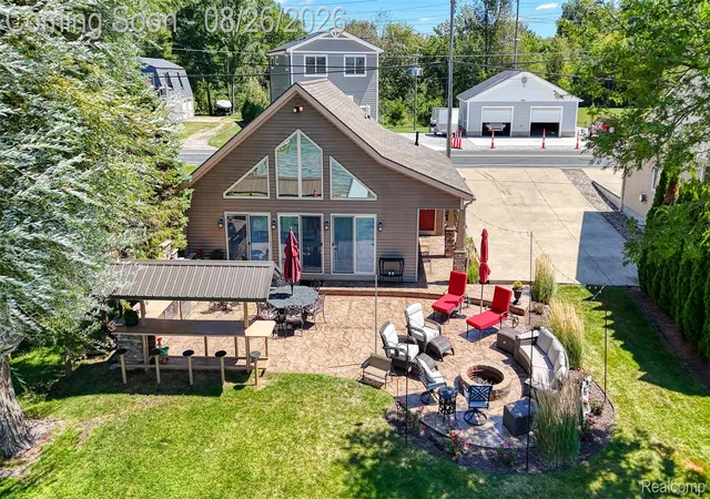 Photo 3 of Single family home for sale at 453 E Shore Dr, Northfield Township Washtenaw, MI 48189 | MLS# 20261068026 | Listing updated on 2026-09-13