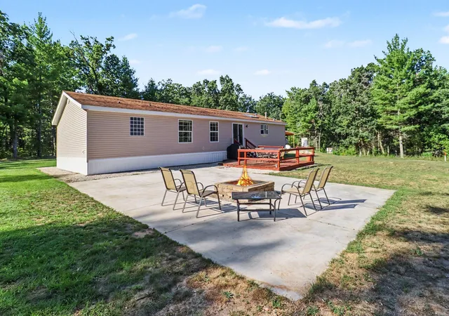 2nd image of 4770 Acorn Holw, Everett Township Newaygo, MI 49349 | MLS# 72026044873