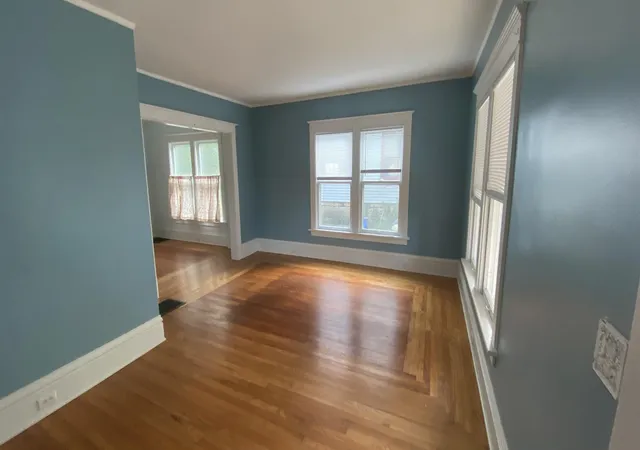 Photo 4 of Single family home for sale at 427 Den Adel Ct, Kalamazoo City Kalamazoo, MI 49001 | MLS# 66026044882 | Listing updated on 2026-09-14