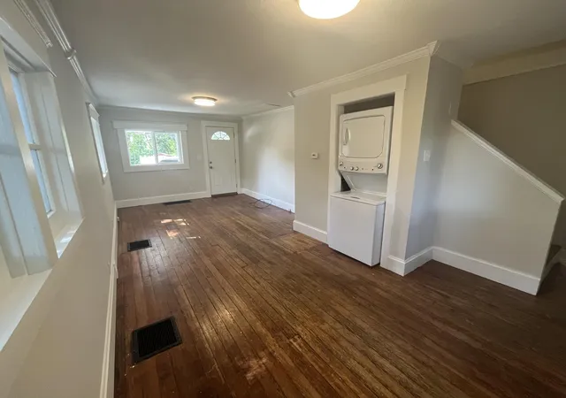 Photo 3 of Single family home for sale at 1415 N 5th St, Niles City Berrien, MI 49120 | MLS# 69026044881 | Listing updated on 2026-09-17