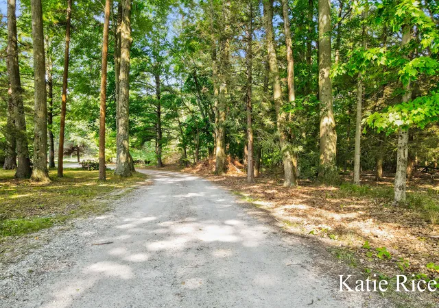 Photo 4 of Single family home for sale at 2030 N Scenic Dr, Laketon Township Muskegon, MI 49445 | MLS# 71026044877 | Listing updated on 2026-08-25