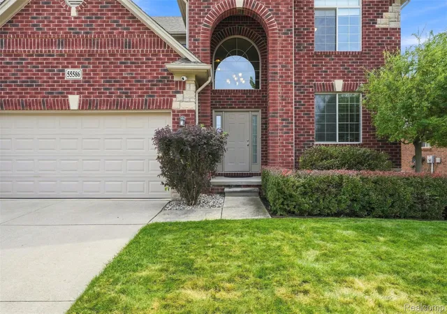 Photo 4 of Single family home for sale at 55586 Snead Dr, Macomb Township Macomb, MI 48042 | MLS# 20261068056 | Listing updated on 2026-08-30