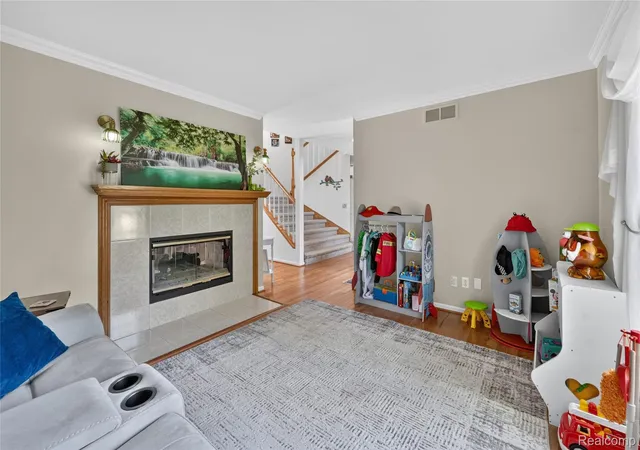 Photo 4 of Single family home for sale at 8805 Pebble Creek Dr, Hamburg Township Livingston, MI 48169 | MLS# 20261068062 | Listing updated on 2026-09-12