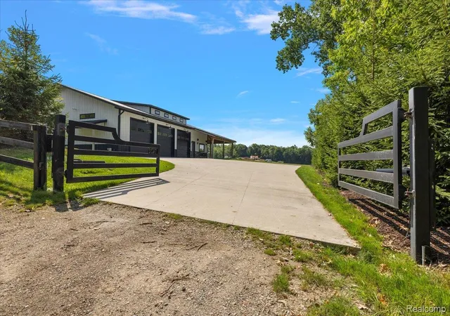 Photo 3 of Single family home for sale at 3697 Mitchell Rd, Elba Township Lapeer, MI 48446 | MLS# 20261068067 | Listing updated on 2026-09-02