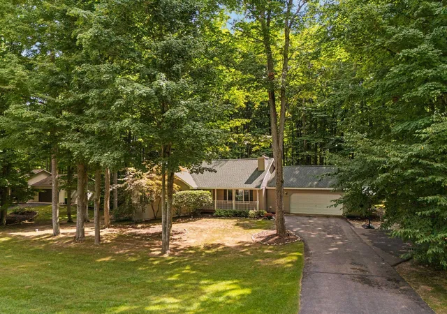 37th image of 9263 Shorter Lake Rd, Almira Township Benzie, MI 49684 | MLS# 78080072802