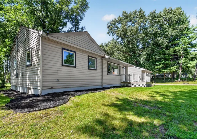 Photo 2 of Single family home for sale at 8929 Robinwood Ct, Napoleon Township Jackson, MI 49201 | MLS# 55026044891 | Listing updated on 2026-09-15