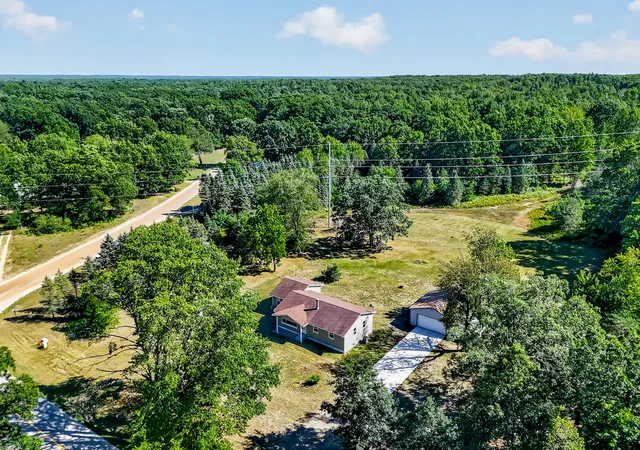 Photo 2 of Single family home for sale at 2465 E Arthur Rd, Otto Township Oceana, MI 49452 | MLS# 71026044903 | Listing updated on 2026-09-02