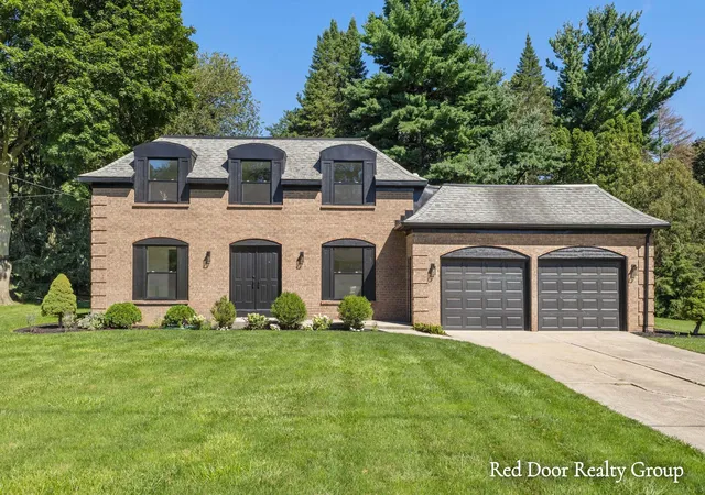 Photo 1 of Single family home for sale at 578 Arrowhead Ave Se, Grand Rapids Charter Township Kent, MI 49546 | MLS# 65026044901 | Listing updated on 2026-09-16