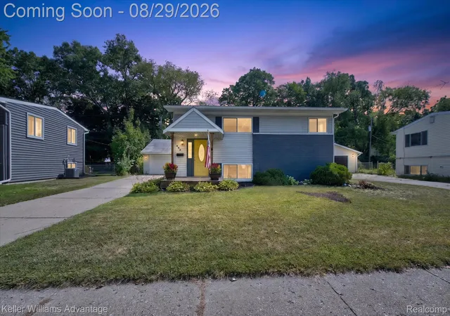 Single family home for sale at 942 Panorama Dr, MilfordVillage_Oakland, MI 48381 | MLS# 20261068098