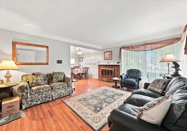 Photo 4 of Single family home for sale at 27445 Buckingham St, Livonia City Wayne, MI 48154 | MLS# 81026044906 | Listing updated on 2026-09-14