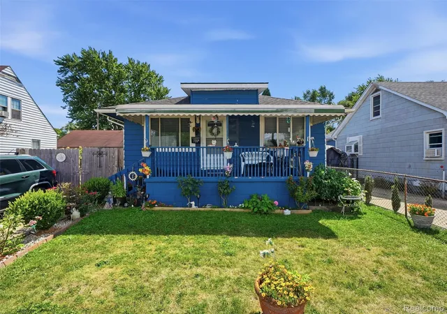 Photo 1 of Single family home for sale at 7268 Hupp Ave, Warren City Macomb, MI 48091 | MLS# 20261068115 | Listing updated on 2026-08-26