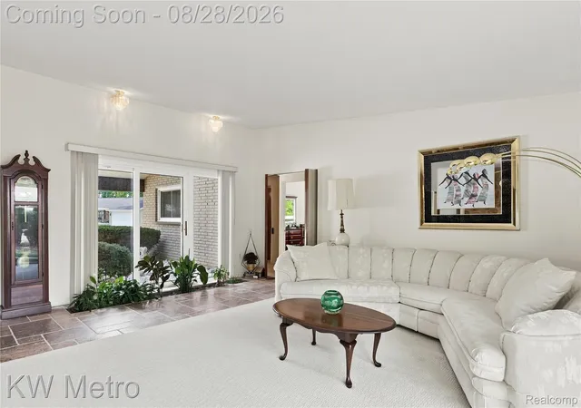 Photo 3 of Single family home for sale at 17700 Adrian Rd, Southfield City Oakland, MI 48075 | MLS# 20261068119 | Listing updated on 2026-09-04