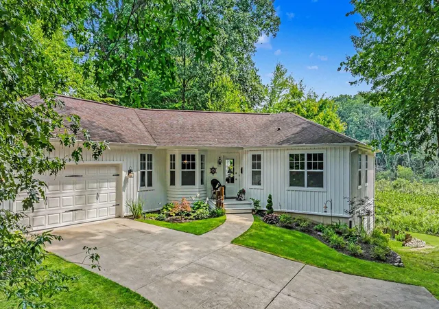 Photo 3 of Single family home for sale at 368 Summerset Dr, Oshtemo Charter Township Kalamazoo, MI 49009 | MLS# 65026044916 | Listing updated on 2026-09-14