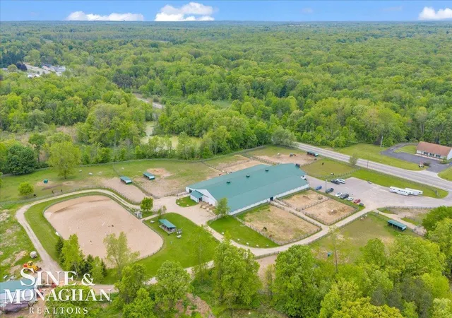 Photo 4 of Single family home for sale at 270 N Rochester Rd, Addison Township Oakland, MI 48367 | MLS# 58050219761 | Listing updated on 2026-08-25