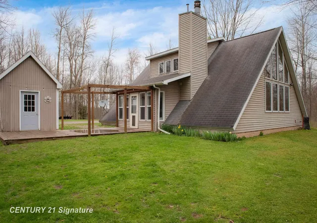 1st image of 1180 Winding Wood Dr, Grant Township Clare, MI 48622 | MLS# 61050219767