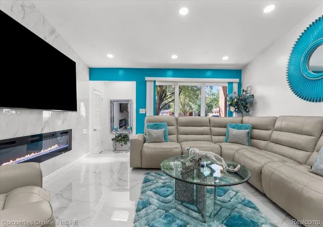 Photo 5 of Single family home for sale at 14400 Oak Park Blvd, Oak Park City Oakland, MI 48237 | MLS# 20261068155 | Listing updated on 2026-09-05