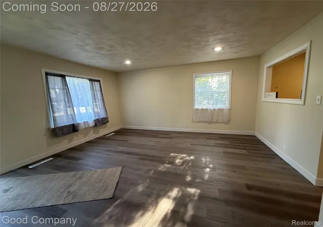 Photo 3 of Single family home for sale at 3026 Wyoming Ave, Flint City Genesee, MI 48506 | MLS# 20261068159 | Listing updated on 2026-09-13