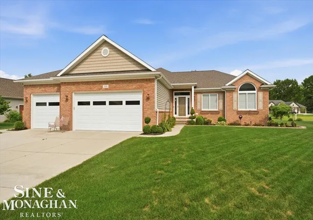 Photo 2 of Single family home for sale at 333 Hawks Nest Dr, East China Township St Clair, MI 48054 | MLS# 58050219771 | Listing updated on 2026-08-25