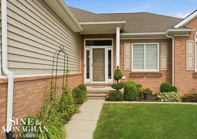 Photo 3 of Single family home for sale at 333 Hawks Nest Dr, East China Township St Clair, MI 48054 | MLS# 58050219771 | Listing updated on 2026-08-25