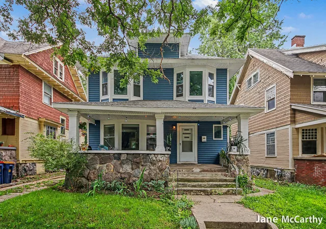 Photo 1 of Single family home for sale at 1240 Bemis St Se, Grand Rapids City Kent, MI 49506 | MLS# 65026044943 | Listing updated on 2026-09-11