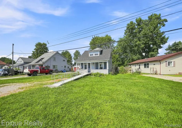 Photo 3 of Single family home for sale at 8480 Dixie Hwy, Ira Township St Clair, MI 48023 | MLS# 20261068196 | Listing updated on 2026-09-15