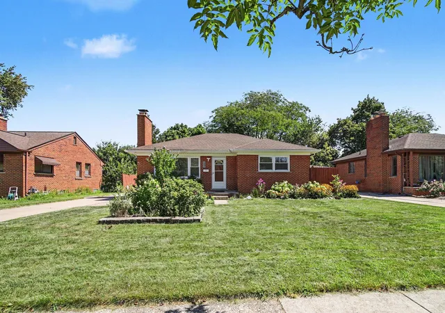 3rd image of 1609 Marian Ave, Ann Arbor City Washtenaw, MI 48103 | MLS# 81026044950