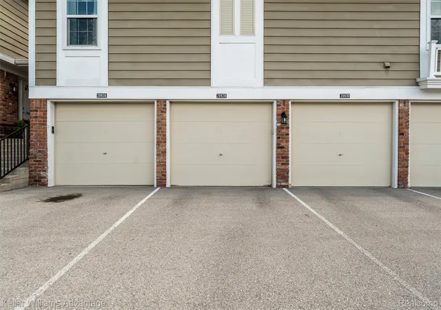 Photo 5 of Condo for sale at 20928 E Glen Haven Cir, Novi City Oakland, MI 48167 | MLS# 20261068209 | Listing updated on 2026-08-29