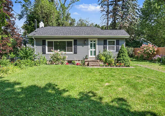 1st image of 251 Curtis Ave, Battle Creek City Calhoun, MI 49017 | MLS# 66026044960