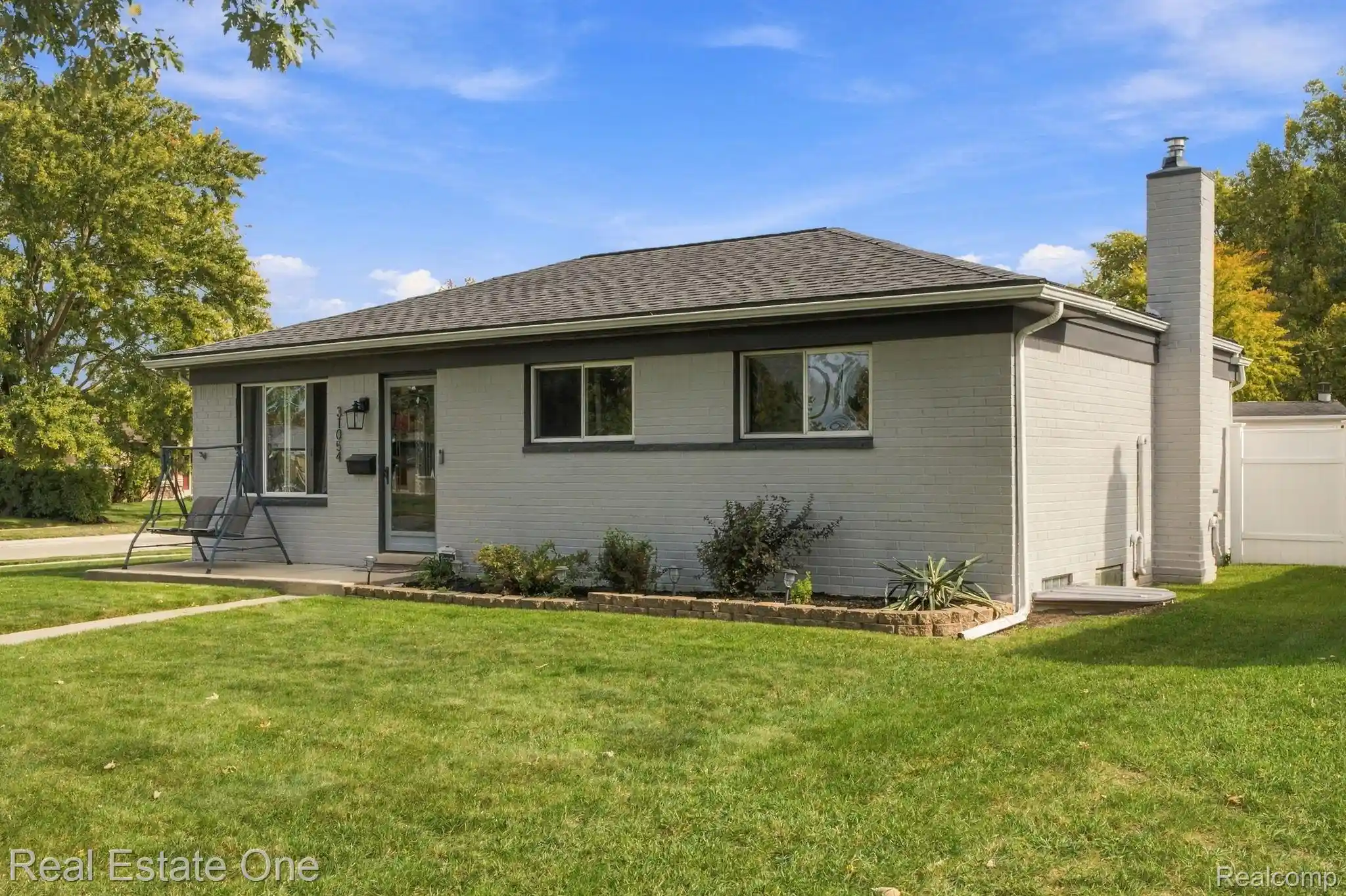 Photo 1 of Single family home for sale at 31054 Gardendale Dr, Warren City Macomb, MI 48088 | MLS# 20261068213 | Listing updated on 2026-10-25