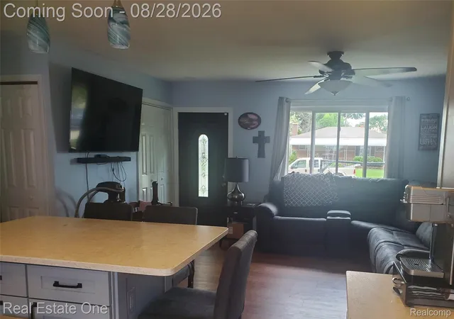 Photo 3 of Single family home for sale at 31054 Gardendale Dr, Warren City Macomb, MI 48088 | MLS# 20261068213 | Listing updated on 2026-09-13