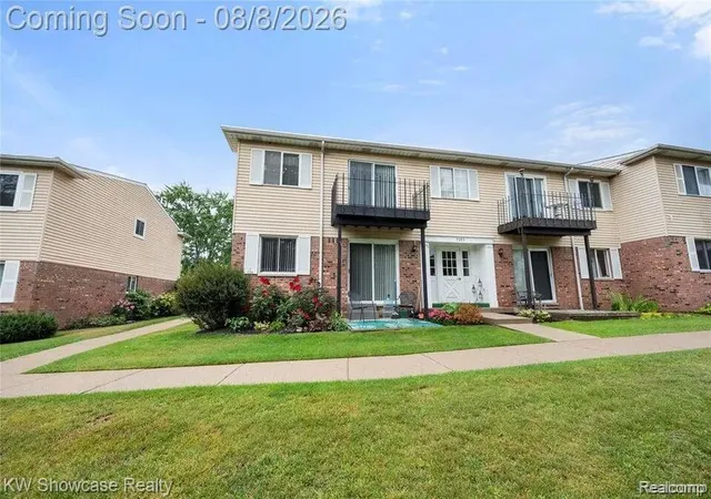 Photo 1 of Condo for sale at 5283 Highland Rd #206, Waterford Charter Township Oakland, MI 48327 | MLS# 20261068215 | Listing updated on 2026-08-28