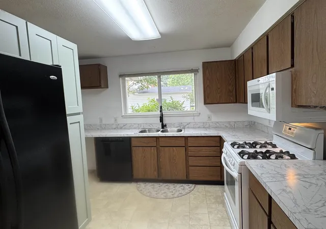 3rd image of 9316 Maryland St, Oscoda Charter Township Iosco, MI 48750 | MLS# 77080072823