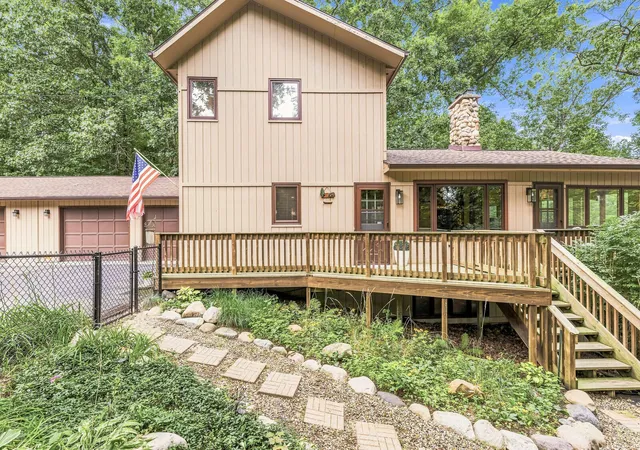 Photo 3 of Single family home for sale at 11008 Corey Lake Rd, Fabius Township St Joseph, MI 49093 | MLS# 69026044980 | Listing updated on 2026-09-14