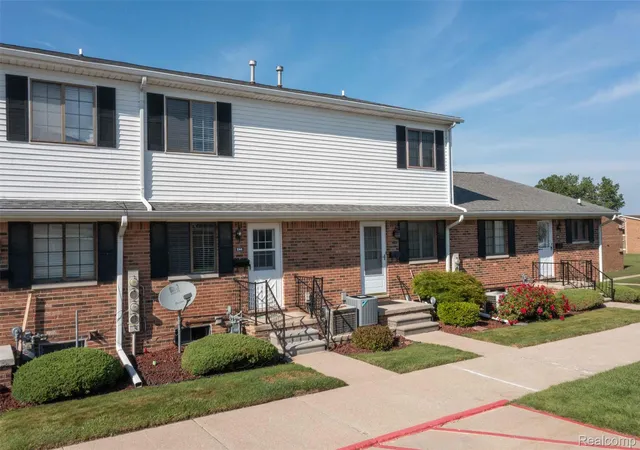 Photo 2 of Condo for sale at 125 Cuttle Rd, Marysville City St Clair, MI 48040 | MLS# 20261068241 | Listing updated on 2026-09-13