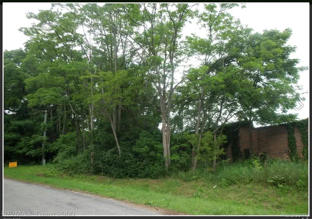 Photo 3 of Land for sale at 40304 W 11 Mile Rd, Novi City Oakland, MI 48375 | MLS# 20261068248 | Listing updated on 2026-08-26