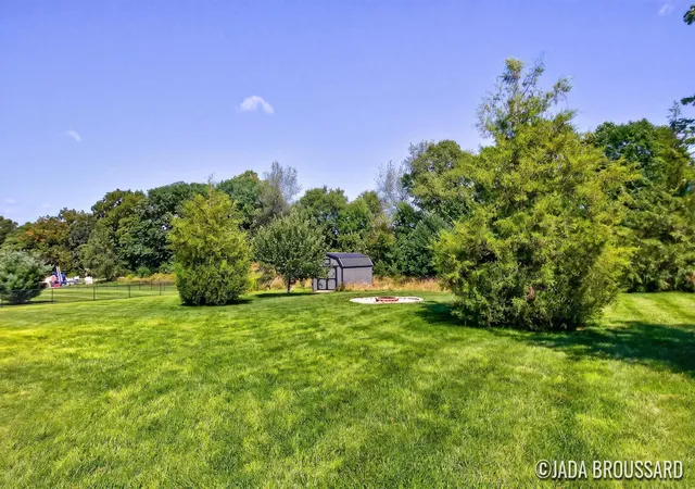 Photo 4 of Single family home for sale at 1162 Springview Ct, Yankee Springs Township Barry, MI 49333 | MLS# 65026044992 | Listing updated on 2026-09-04