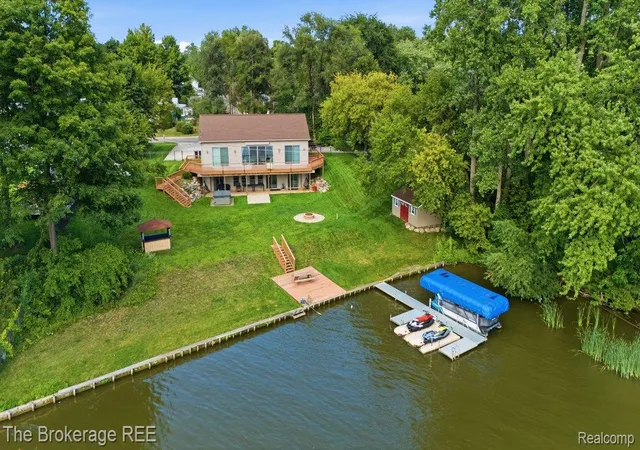 Photo 1 of Sale Pending at 4499 5th St, Columbiaville Village Lapeer, MI 48421 | MLS# 20261068256 | Listing updated on 2026-08-29